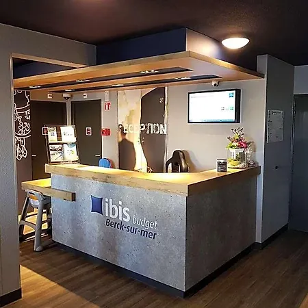 فندق Ibis Budget Sur 2*